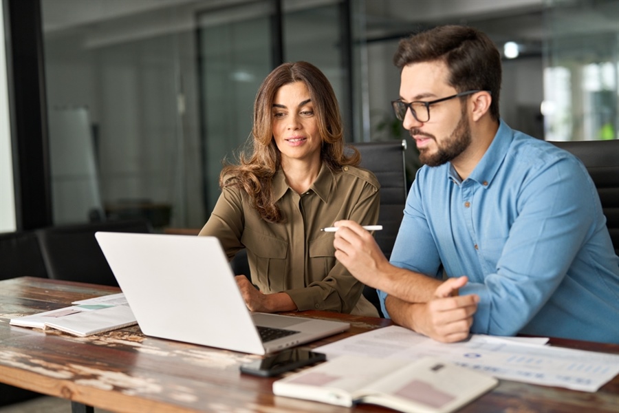 Salaires Marketing, Communication & Digital 2025/2026 : les chiffres et tendances à connaître pour attirer les meilleurs talents